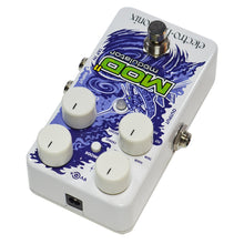 Lataa kuva Galleria-katseluun, Electro-Harmonix MOD 11 Modulator

